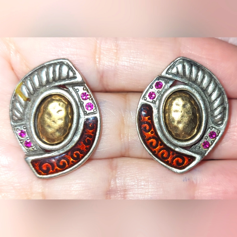 (1")🆕️💥Chicos💥Copper Metal Guilloche Enamel Pink Swarovski Earrings